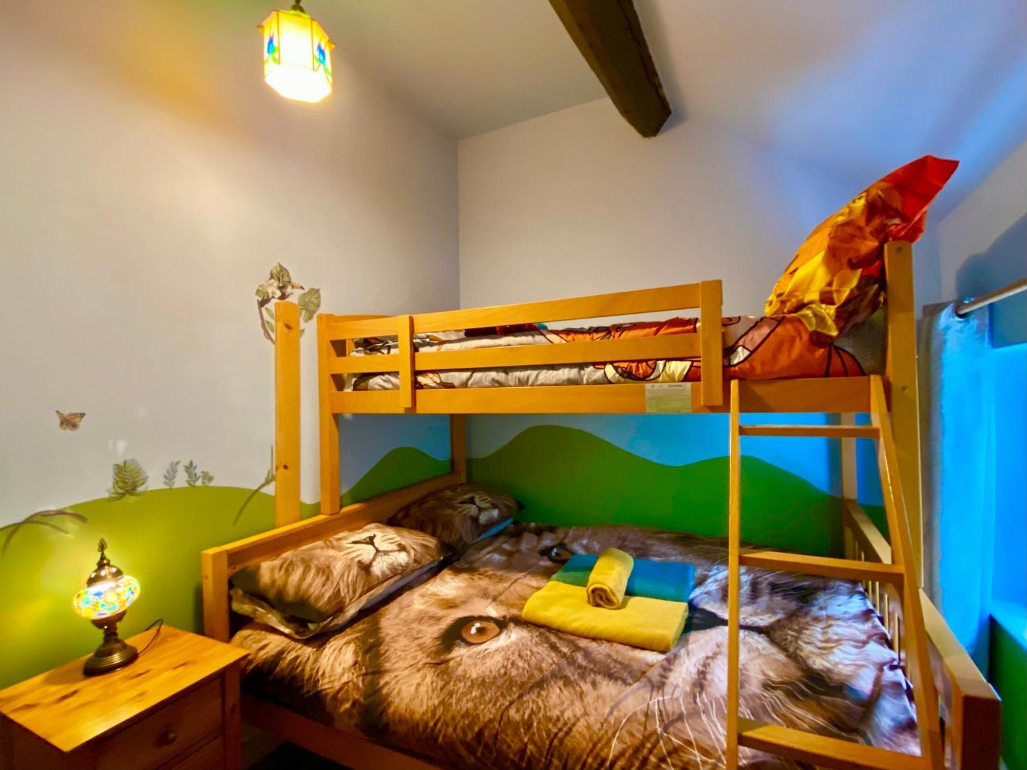 Squirrel Barn Villa Milwich ภายนอก รูปภาพ