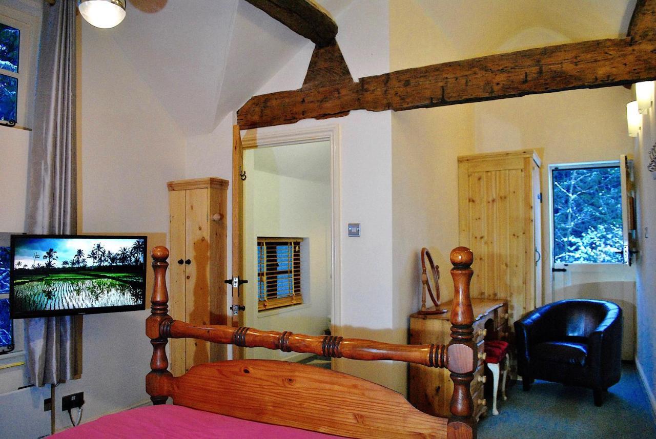 Squirrel Barn Villa Milwich ภายนอก รูปภาพ